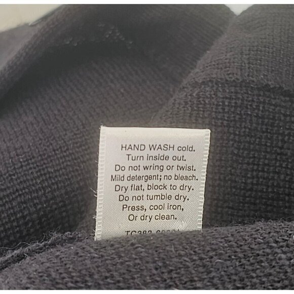 Pendleton Black Wool Knit Cardigan Womens M Pink Silk Trim Long Sleeve Vintage - Picture 10 of 10